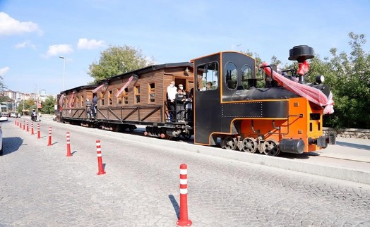 Tarihi Kağıthane Treni 100 yıl aradan sonra raylarla buluştu