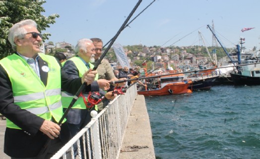 Sarıyer’de oltalar kalp sağlığı için atıldı