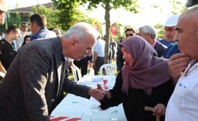 Başkan Yıldırım vatandaşın taleplerini dinledi