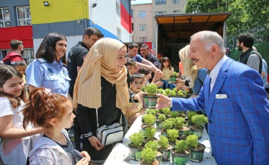 Bayrampaşa’da ‘Fesleğenli Bahar Etkinliği’