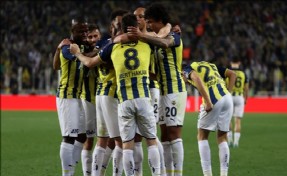 Fenerbahçe, taraftarının önüne çıkıyor