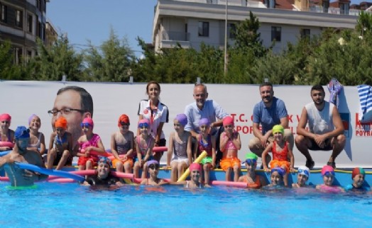 Başkan Ahmet Poyraz miniklerle bir araya geldi