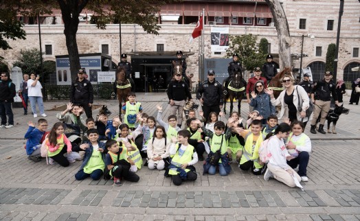 ‘Küçük Kaşifler’ İstanbul’un tarihini keşfetti