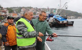 Sarıyer’de oltalar bu kez kalp sağlığı için denize atıldı