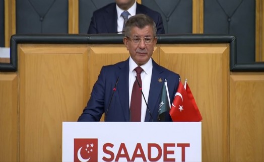 Ahmet Davutoğlu grup toplantısında konuştu! ‘Bunun hesabını bir gün sormayı biliriz’