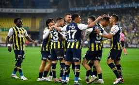 Fenerbahçe’ye yıldız oyuncusundan kötü haber! Galatasaray maçında...