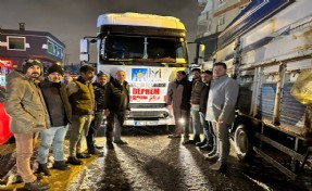 İYİ Parti Sancaktepe yardım tırı ve kurtarma ekibi gönderdi