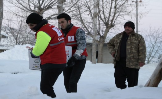 Kızılay 900 köye yardım ulaştırdı