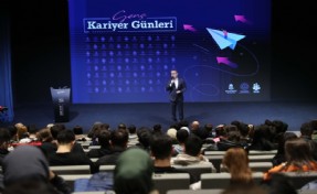 Başakşehir Belediyesi’nden gençlere kariyer yolunda büyük destek