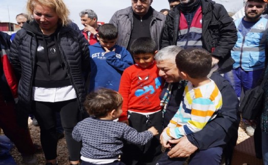 Sarıyer Belediyesi Hatay’da yaraları sarmaya devam ediyor