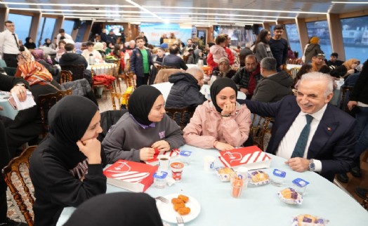 Ümraniyeli misafir depremzedelere boğaz turu