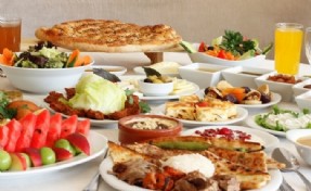 Ramazan'da az kalorili iftar sofrası