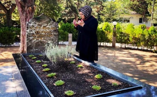 Başkan Karaalioğlu Alparslan Türkeş’i andı