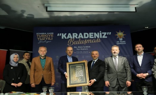 Numan Kurtulmuş Çekmeköy’de Karadenizli hemşehrileriyle hasret giderdi