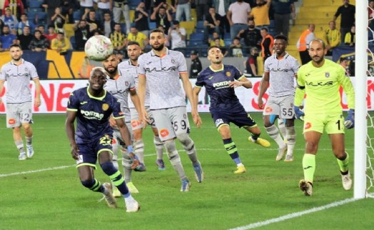 Başakşehir ve Ankaragücü final için sahaya çıkıyor