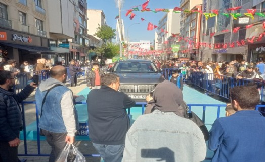 Türkiye’nin gururu TOGG’a Ümraniye’de yoğun ilgi