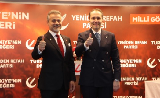 AK Parti’den istifa eden Suat Kılıç Yeniden Refah Partisi’ne katıldı