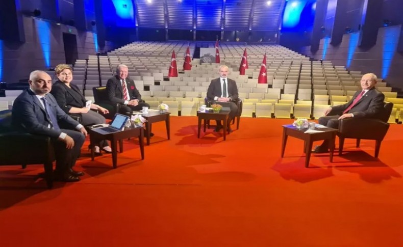 CHP lideri Kılıçdaroğlu canlı yayında açıkladı! ‘Kurultayda aday ol...’