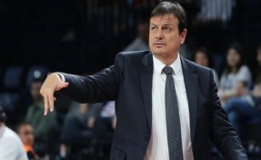 Ergin Ataman tarihe geçti! İmzayı attı!