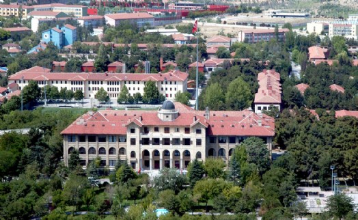 Gazi Üniversitesi 45 öğretim üyesi alacak