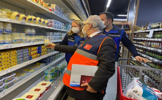 Stokçuluk yapanlar yakayı ele verdi