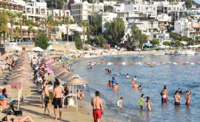 Turist sayısı zirveye çıkarken, turizm geliri geride kaldı!