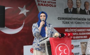 Arzu Karaalioğlu yeniden MHP Sancaktepe İlçe Başkanı seçildi