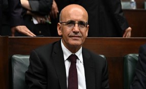 Bakan Mehmet Şimşek’ten istifa iddialarına tek kelimelik yanıt!