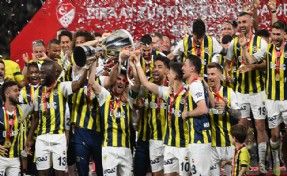 PFDK’dan seremoniye 5 yıldızlı formayla çıkan Fenerbahçe’ye ihtar cezası!