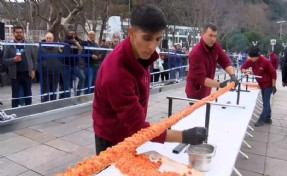 Adana lezzetleri Sarıyer’e taşındı! 34 metre uzunluğunda...