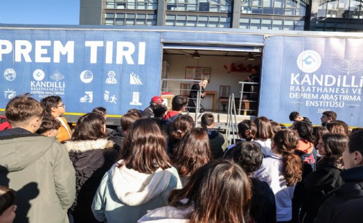 Deprem simülasyon tırının son durağı Ümraniye oldu