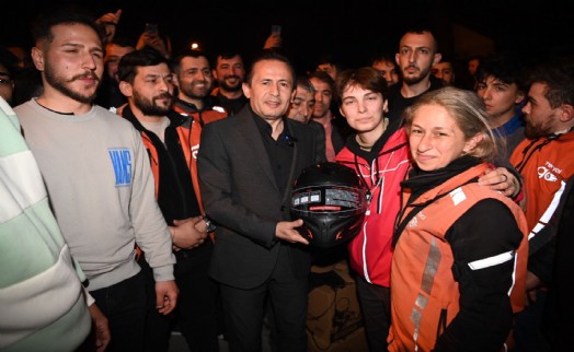 Başkan Şadi Yazıcı’dan Tuzla’daki motosikletli kuryelere müjde!