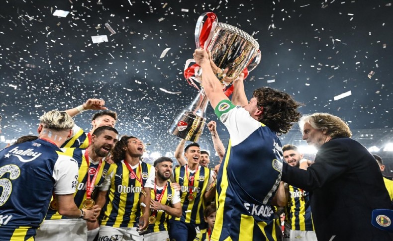 Eski Fenerbahçeli dünya futbol tarihine geçti! Üst üste 28 maç...